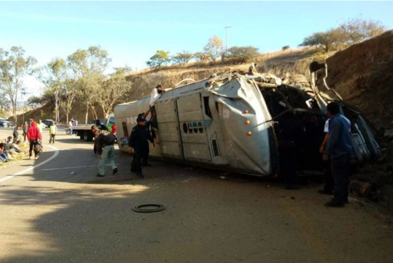 Accidente Carretero En La Oaxaca Cuacnopalan Deja Dos Muertos Y 40