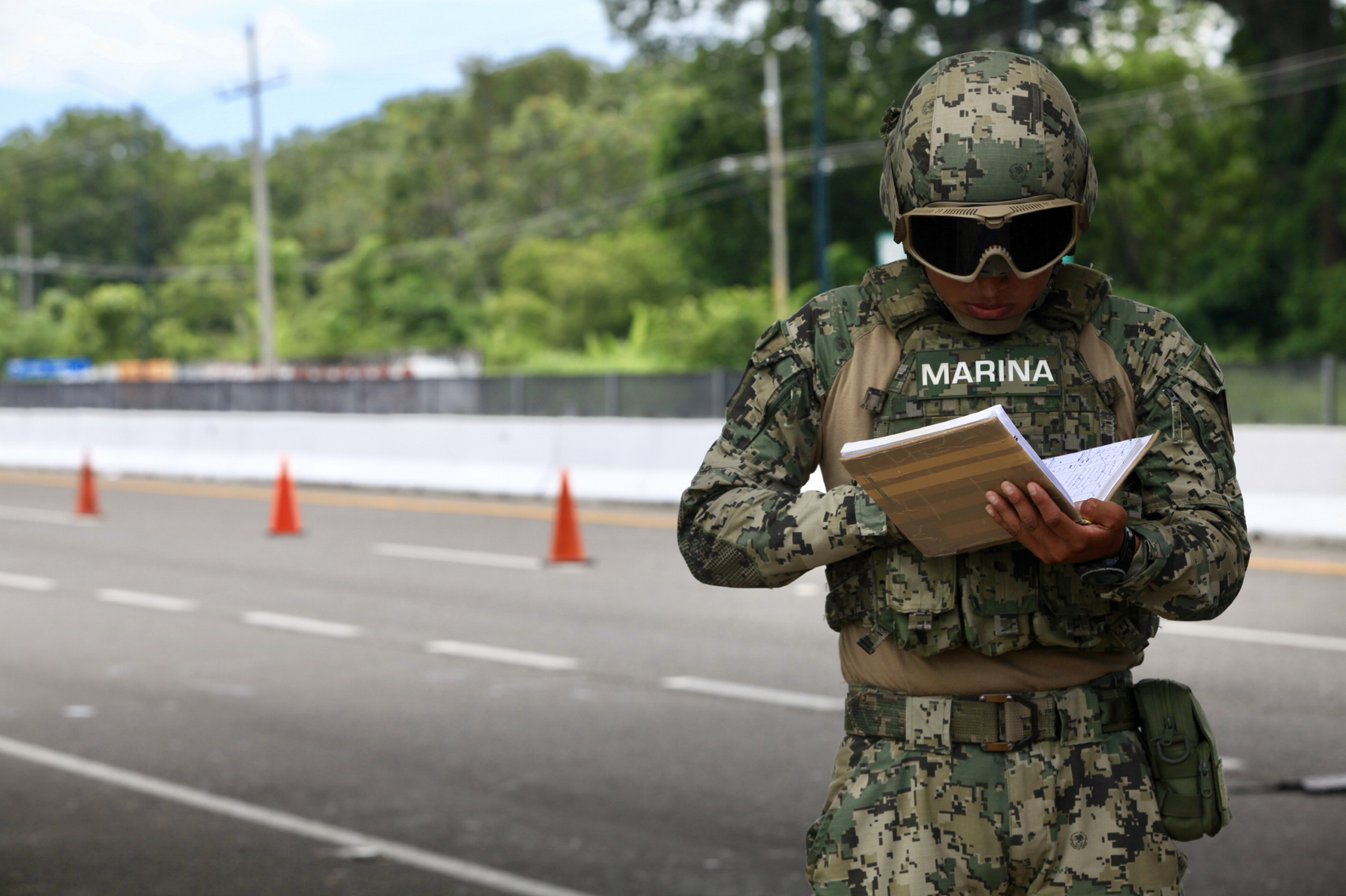 Fuerzas Armadas Ayudar N A Tareas De Seguridad Cr Nica Del Poder