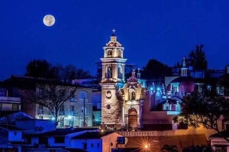 Noche de Luna en Xalapa, noche que huele a jazmín» | Crónica del Poder