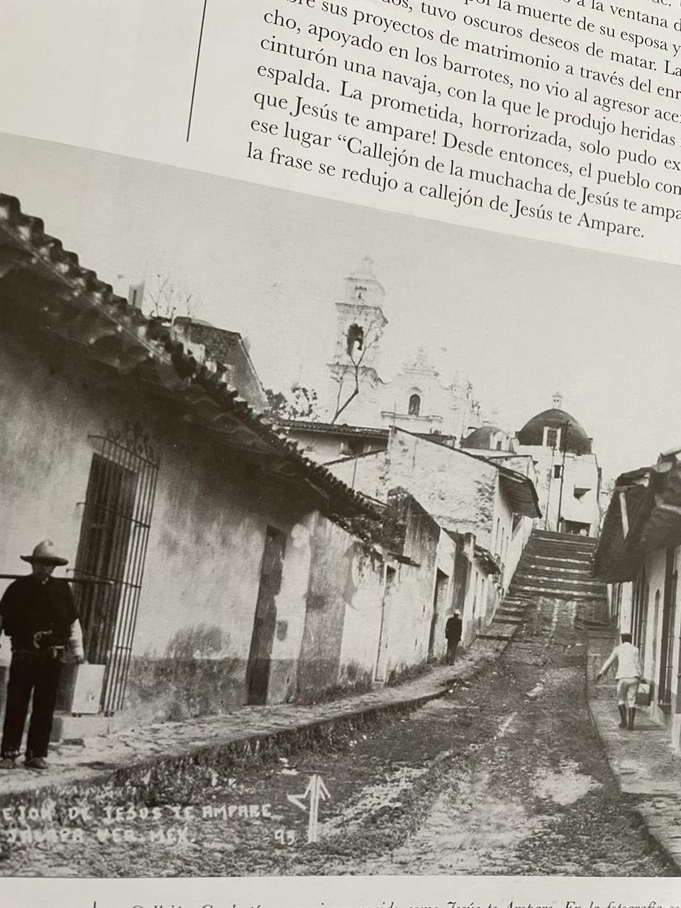 El Callejón De Jesús Te Ampare, En El Xalapa Antiguo 